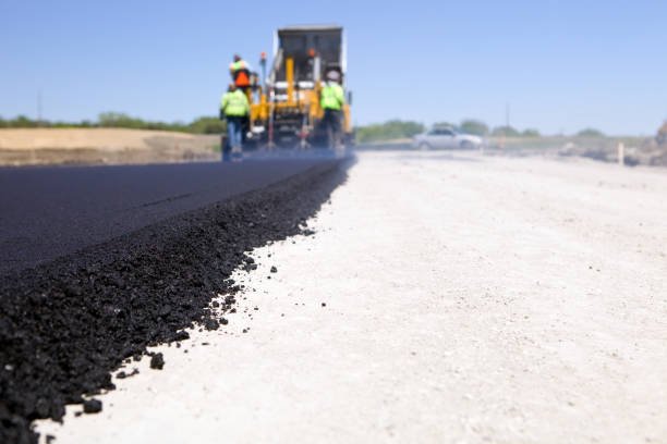 Best Driveway Resurfacing Pavers  in Kingsville, TX